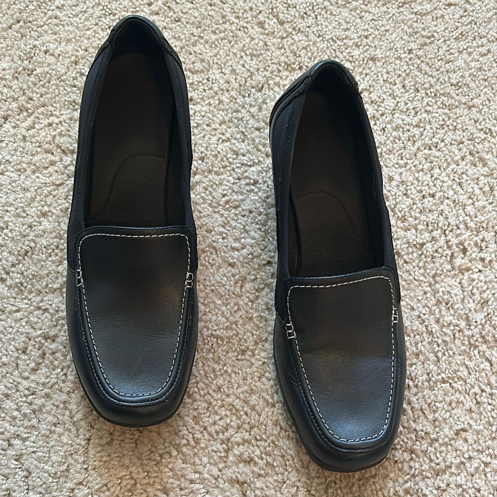 Comfortable Clark’s women’s size 11